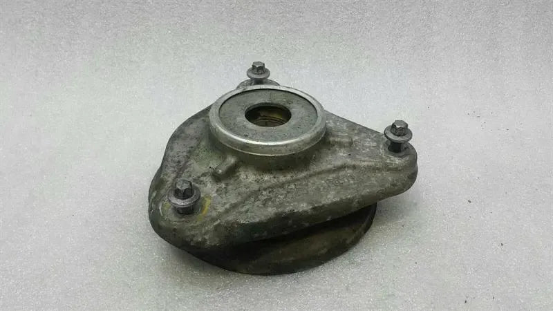 Mercedes E63 AMG W212 Shock Absorber Support A2123230420 Shock Absorber Carrier