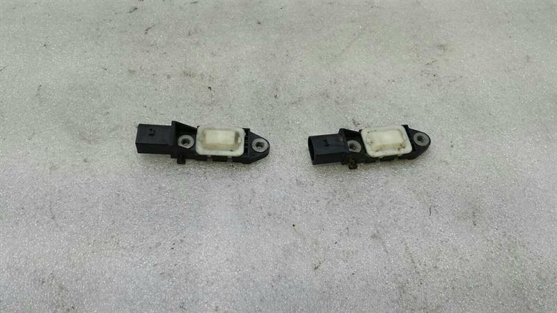 Mercedes SL R230 Impact Sensor A0038212851 Crash Sensor Set