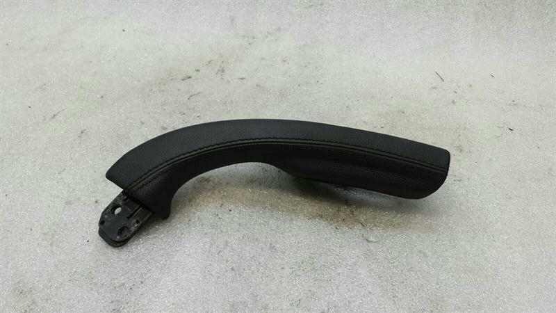Mercedes SL R230 left door inner handle A2308101564 interior door handle left leather