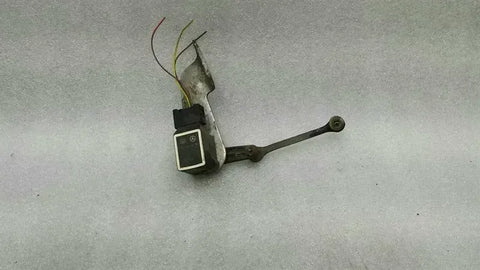 Mercedes SL63 AMG R230 Suspension Level Sensor A0025428818 Level Sensor.