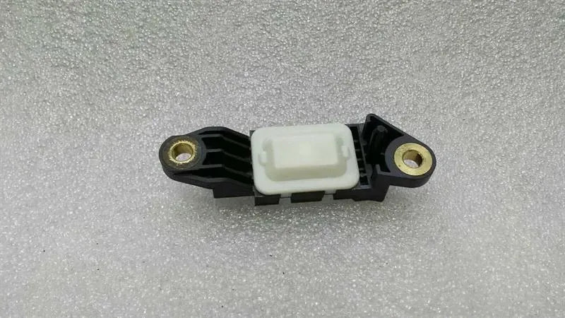 Mercedes SL 63 AMG R230 Crash Sensor A0018209126 Impact Sensor SRS