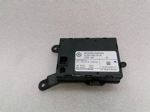 Mercedes SL R230 Electronic Module A2204451900 Control Unit