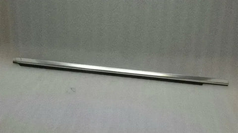 Mercedes GLE W166 Front Right Body Moulding A1667250265 Strip Front Right