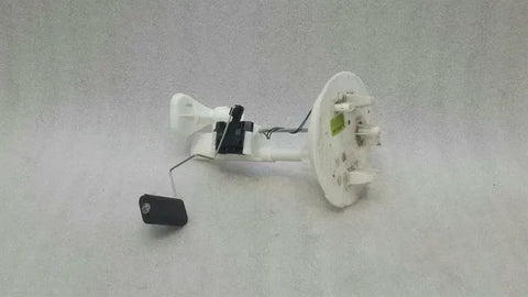Mercedes GLE W166 Fuel Transmitter Unit A1664700390 Fuel Sender