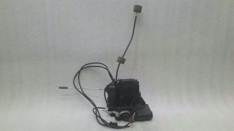 Mercedes CLS W219 front right door lock A2197200235 front right door lock