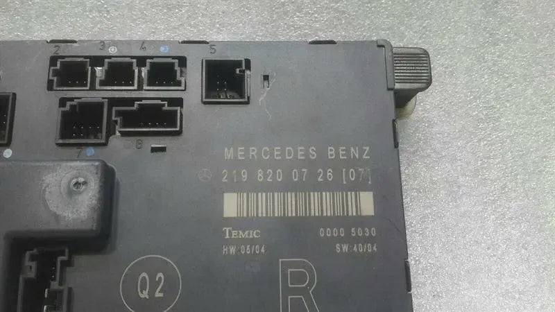 Mercedes CLS W219 front right door module A2198200726 door control unit front