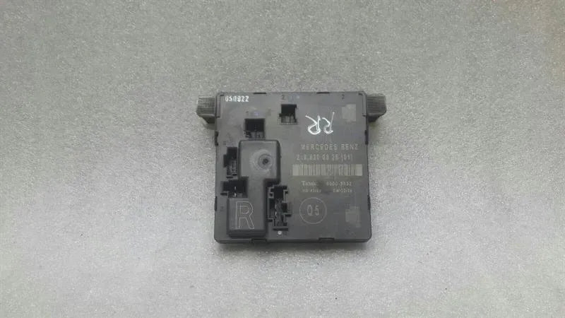 Mercedes CLS W219 rear right door module A2198200326 door control unit HR