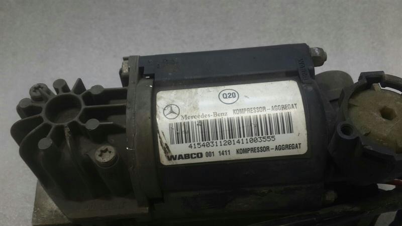 Mercedes CLS E W219 suspension pump A2113200304 compressor air suspension airmatic