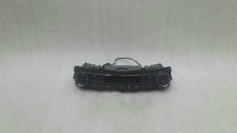 Mercedes CLS W219 Auto Climate Control A2198300685 Climate Control Panel A/C