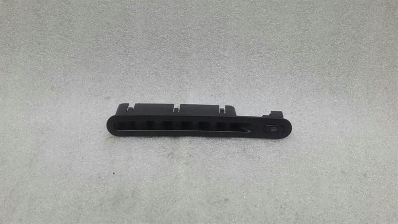 Bentley Continental GT right door air vent 3W0819696BC ventilation grille door right
