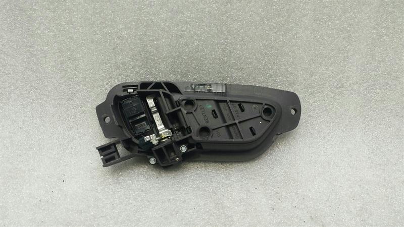 Bentley Continental GT Right Door Inner Handle 3W0837114D Interior Door Handle Right