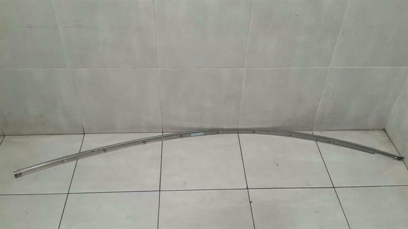 Bentley Continental GT Right Body Moulding 3W8853704F Strip Right