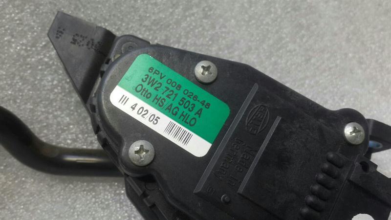 Bentley Continental GT W12 RHD gas pedal (electrical) 3W2721503A right hand drive