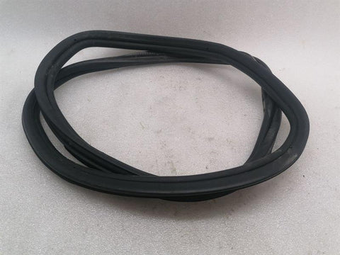 CHEVROLET CAMARO MK5 ZL1 BOAT SEAL 22923286 TRUNK LID GASKET