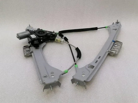 Chevrolet Corvette C8 Right Front Door Winder 84970841 Front Right Window
