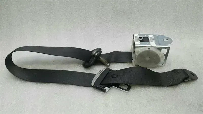 Dodge Challenger SRT rear seat belt 0UX54XDVAI seat belt belt rear RE