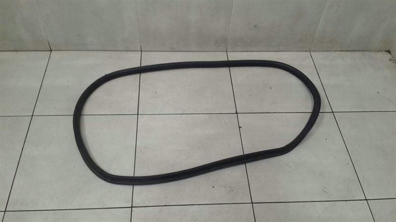 Bentley Continental GT Boat Lid Seal 3W8827705D Tailgate Seals