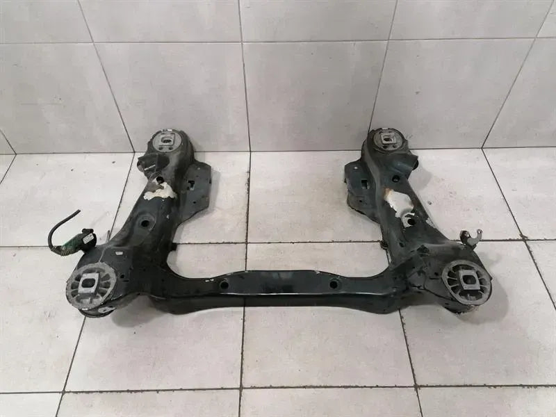 Bentley Continental GT W12 Beam Subframe Front 3W0399313C Front Axle Carrier