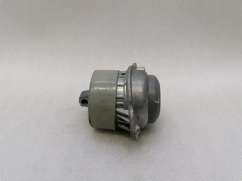 Mercedes S-Class W222 Left Engine Mount A2222404517 Left Engine Mount