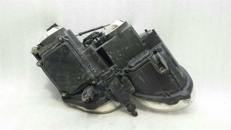 BENTLEY CONTINENTAL FLYING TRACK RHD Left Headlamp 3W2941015F Right Hand Drive XENON