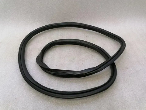 Bentley Continental GT W12 Boat Seal 3W8827705D Tailgate Seals
