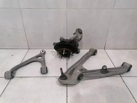 Chevrolet Corvette C6 Left Rear Hub 88965638 Wheel Bearing Case Rear Left