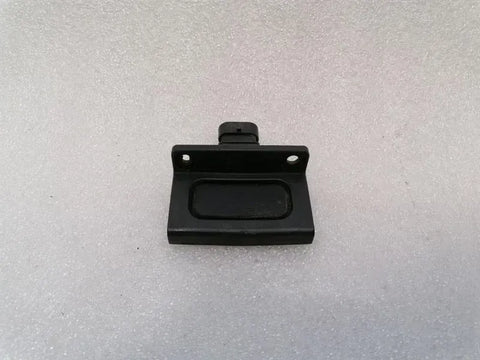 Chevrolet Corvette C6 10446243 Door Opener Switch 10446243 Door Opener Switch