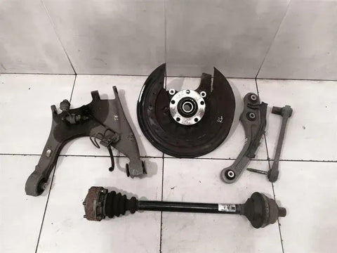 BENTLEY CONTINENTAL GT W12 Left Rear Hub 3D0505435M Wheel Bearing Housing Rear Li