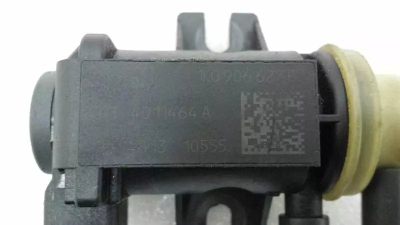 Audi Q3 8U Pressure Valve 1K0906627B Pressure Converter Turbocharger 2.0 TDI