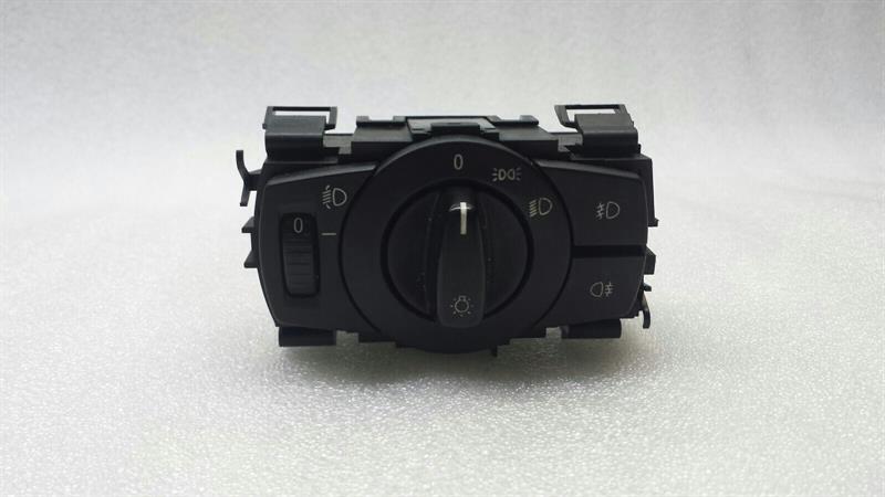 BMW 3 series E90 E91 E81 E87 E82 light switch 6932794 light switch