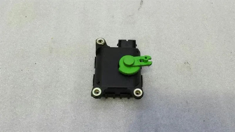 Porsche 911 Carrera Vent Flap Engine 1J1907511D Servo Motor