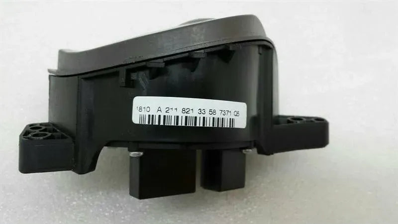 Mercedes E Class W211 Right Steering Wheel Switch A2118213358 MFL Switch RE
