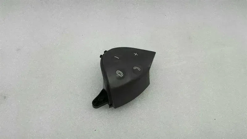 Mercedes E Class W211 Right Steering Wheel Switch A2118213358 MFL Switch RE