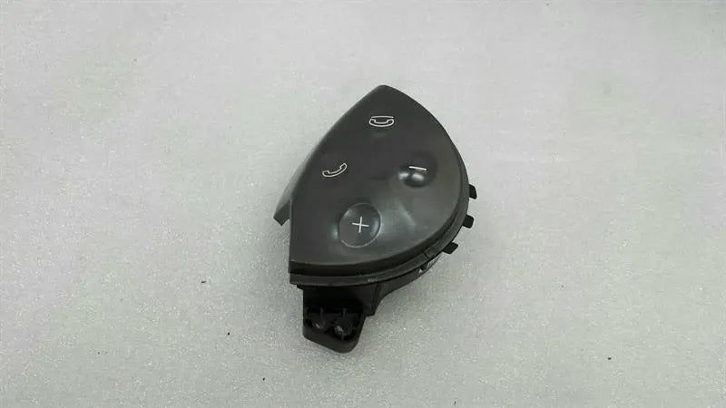Mercedes E Class W211 Right Steering Wheel Switch A2118213358 MFL Switch RE