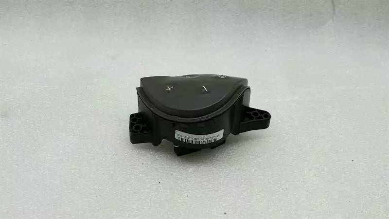 Mercedes E Class W211 Right Steering Wheel Switch A2118213358 MFL Switch RE