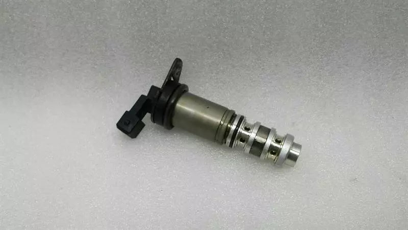 BMW 5 Series F07 GT Vanos Solenoid 7561265 Solenoid Valve SOLV N63