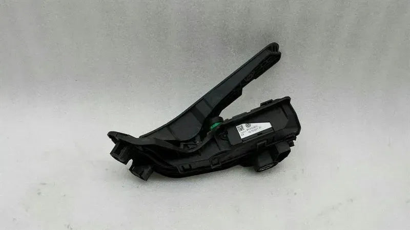 Audi A3 8P RHD gas pedal (electrical) 1K2723503T right hand drive
