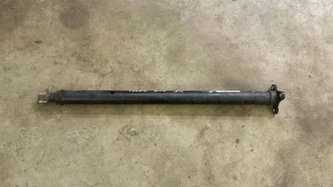 BMW X5 E70 3.0d Propshaft Automatic Transmission 26207556019 7556019 Propshaft
