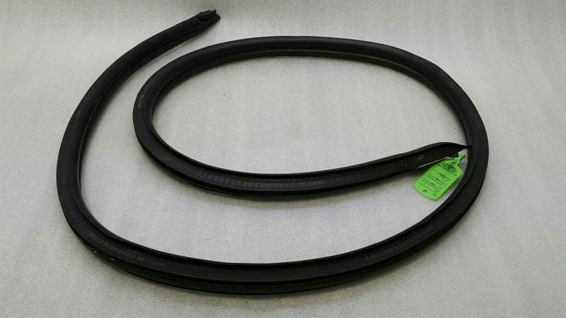 Porsche 911 996 Carrera Left Door Seal 99653707500 Door Seals Left