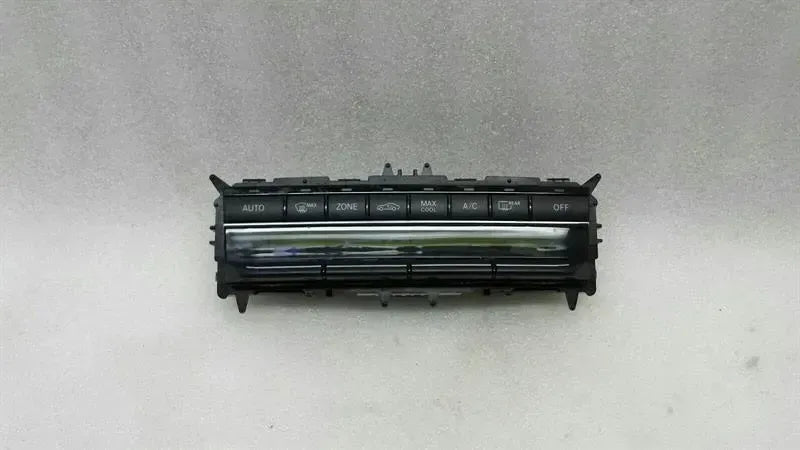Mercedes E Class W212 Auto Climate Control A2129007604 Climate Control Panel