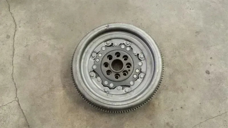 Audi TT 2.0 TFSI CES Double Mass Flywheel + Clutch 06J105266T flywheel 45000KM