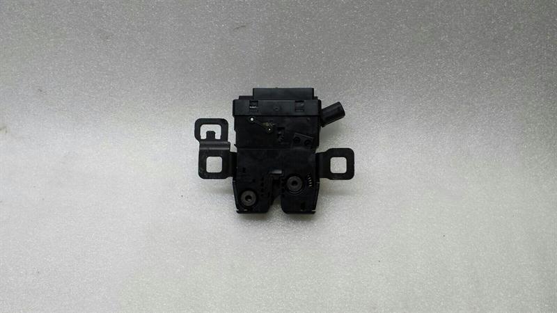 Range Rover Sport L320 Boat Lock FQR500170 Tailgate Lock Glass Disc