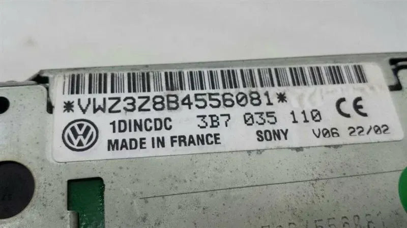 Volkswagen Passat B5 CD changer 3B7035110 CD changer