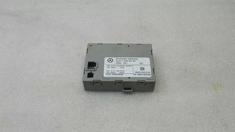 Mercedes CLS W219 Getaway Module A2115408445 Central Gateway Control Unit