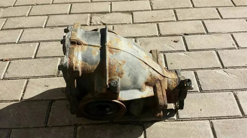 Mercedes E Class W211 Differential Rear A2113509014 Rear Diff Ratio 2.65 2.7D