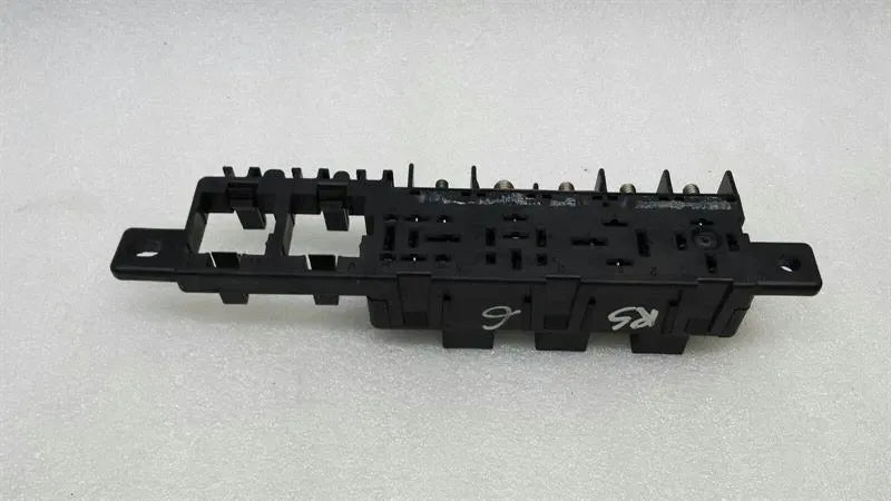 Audi S6 RS6 4B fuse box relay 8L0941822A fuse box relay