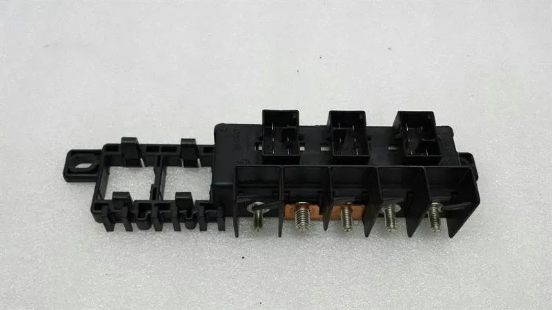 Audi S6 RS6 4B fuse box relay 8L0941822A fuse box relay