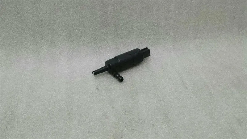 Porsche Panamera washer fluid pump 97062450200 washer water pump