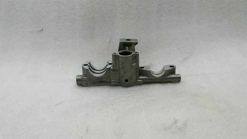 PORSCHE PANAMERA 970 CYLINDER HEAD BRACKET 9481052602 CYLINDER HEAD CARRIER 4.8