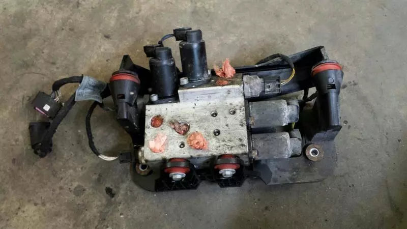 BMW 7 Series E65 E66 37206758704 Dynamic Drive Valve Dynamic Drive Control Unit